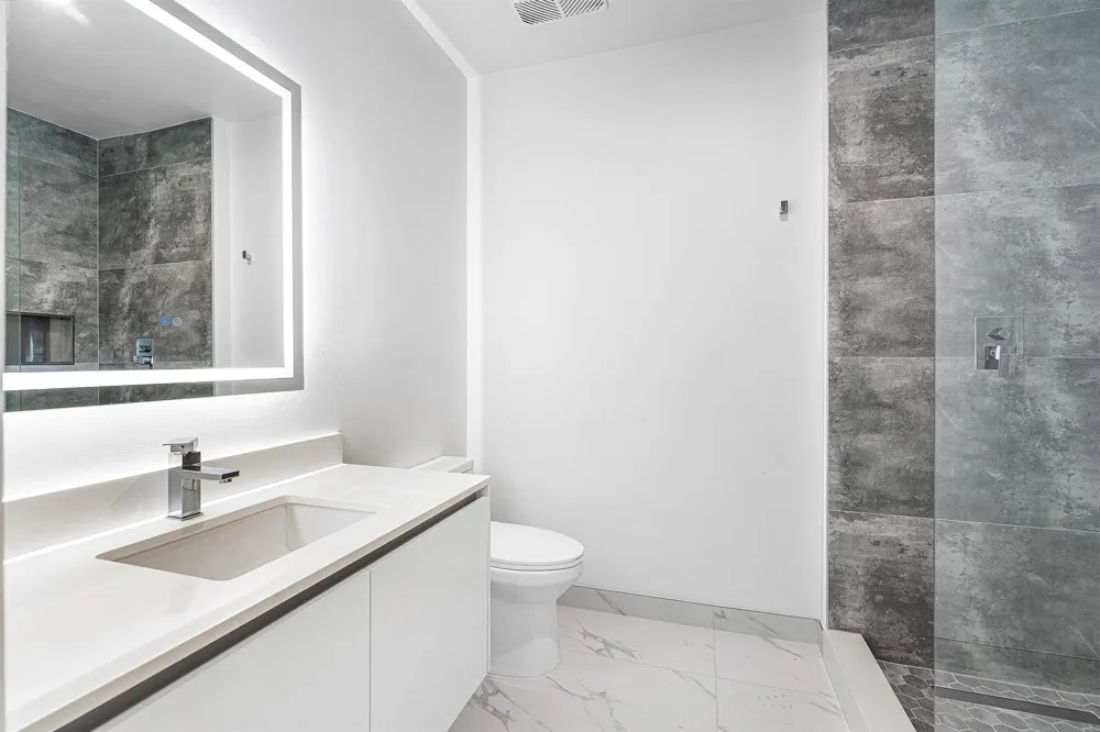 220 Lake Shore Drive #1613 Lake Park, FL 33403