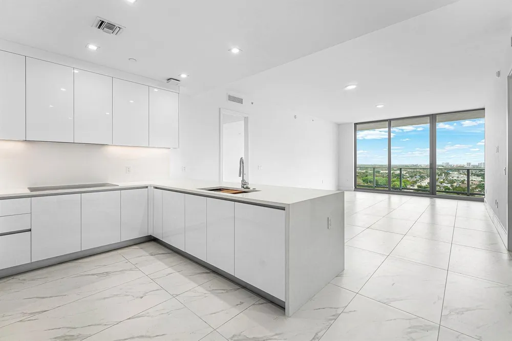 220 Lake Shore Drive #1613 Lake Park, FL 33403