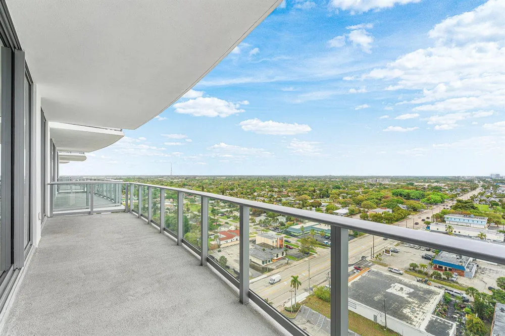 220 Lake Shore Drive #1613 Lake Park, FL 33403