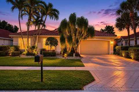 6850 Fiji Circle