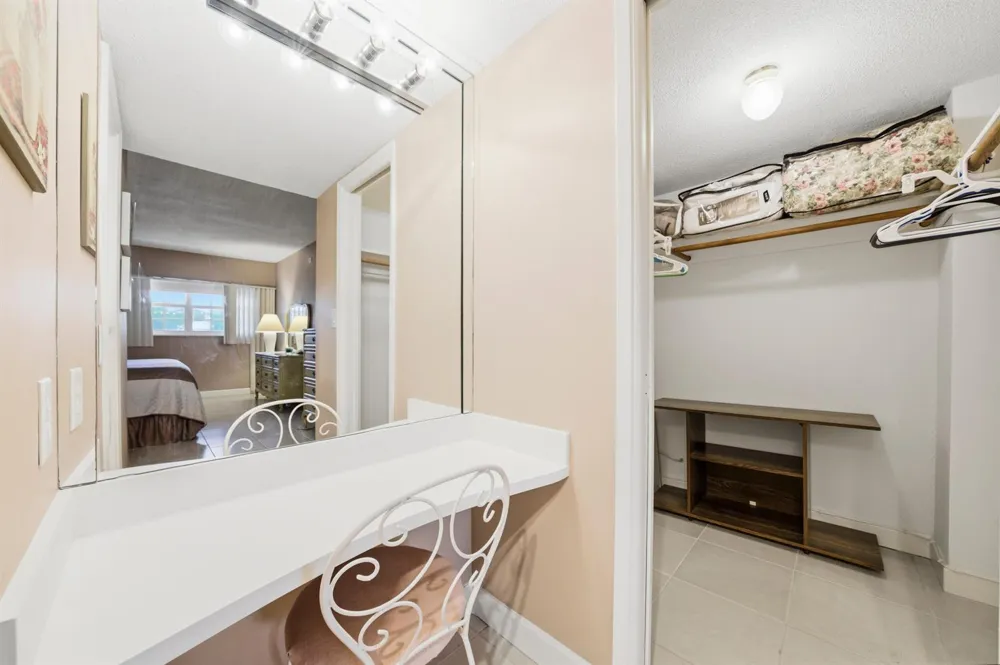 3100 Palm Aire Drive #208 Pompano Beach, FL 33069