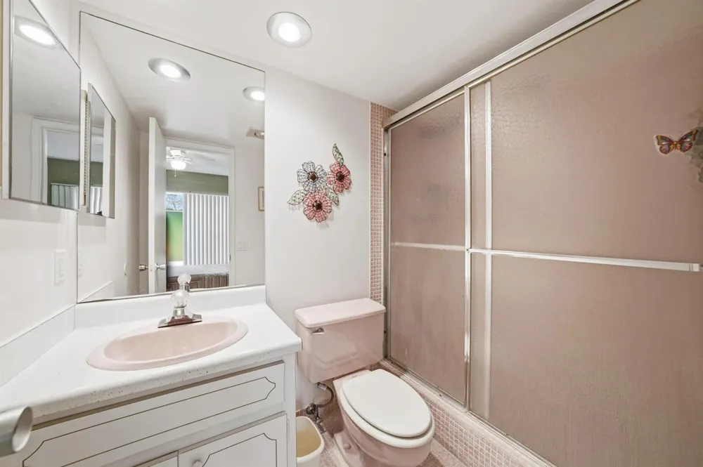 3100 Palm Aire Drive #208 Pompano Beach, FL 33069