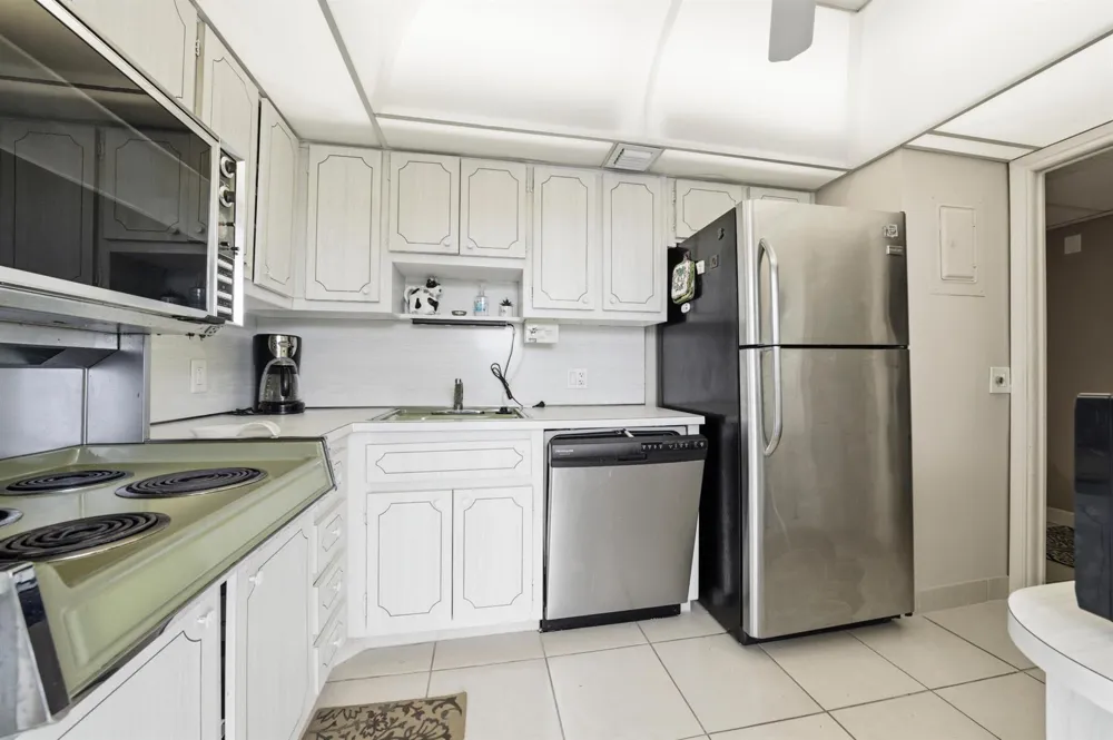 3100 Palm Aire Drive #208 Pompano Beach, FL 33069