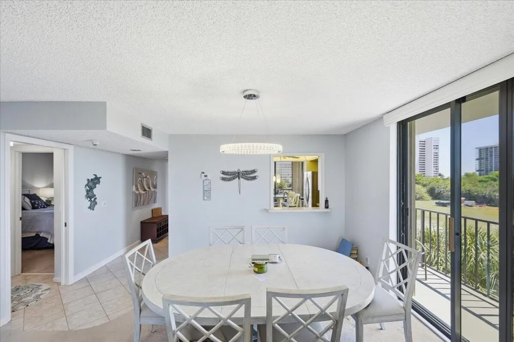 5059 Hwy A1a #401 Hutchinson Island, FL 34949