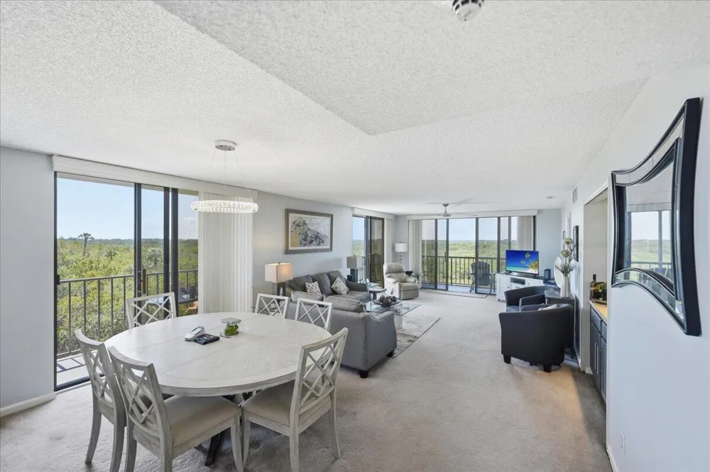 5059 Hwy A1a #401 Hutchinson Island, FL 34949