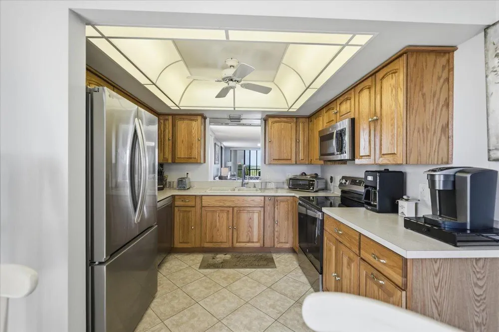 5059 Hwy A1a #401 Hutchinson Island, FL 34949