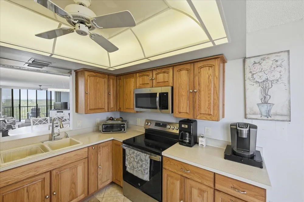5059 Hwy A1a #401 Hutchinson Island, FL 34949