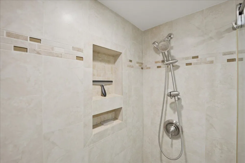 5059 Hwy A1a #401 Hutchinson Island, FL 34949