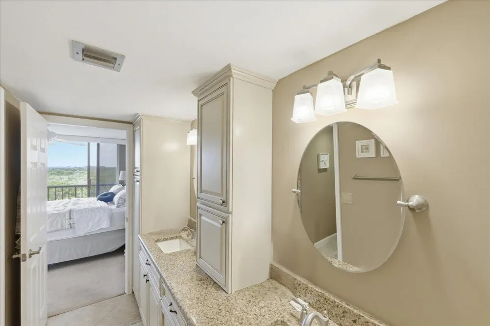 5059 Hwy A1a #401 Hutchinson Island, FL 34949