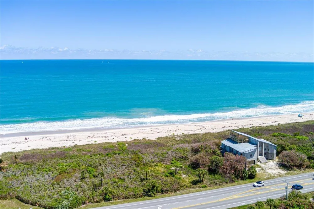 5059 Hwy A1a #401 Hutchinson Island, FL 34949