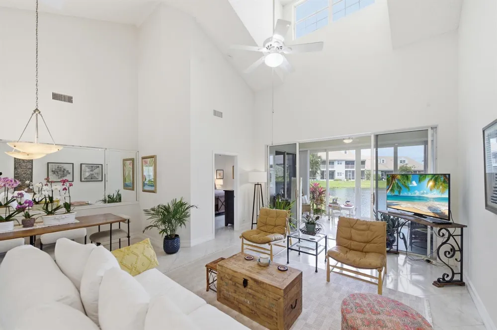 47 Lakeshore Drive Hypoluxo, FL 33462