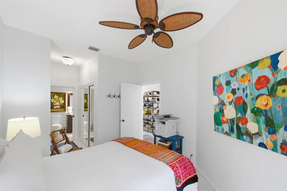 47 Lakeshore Drive Hypoluxo, FL 33462