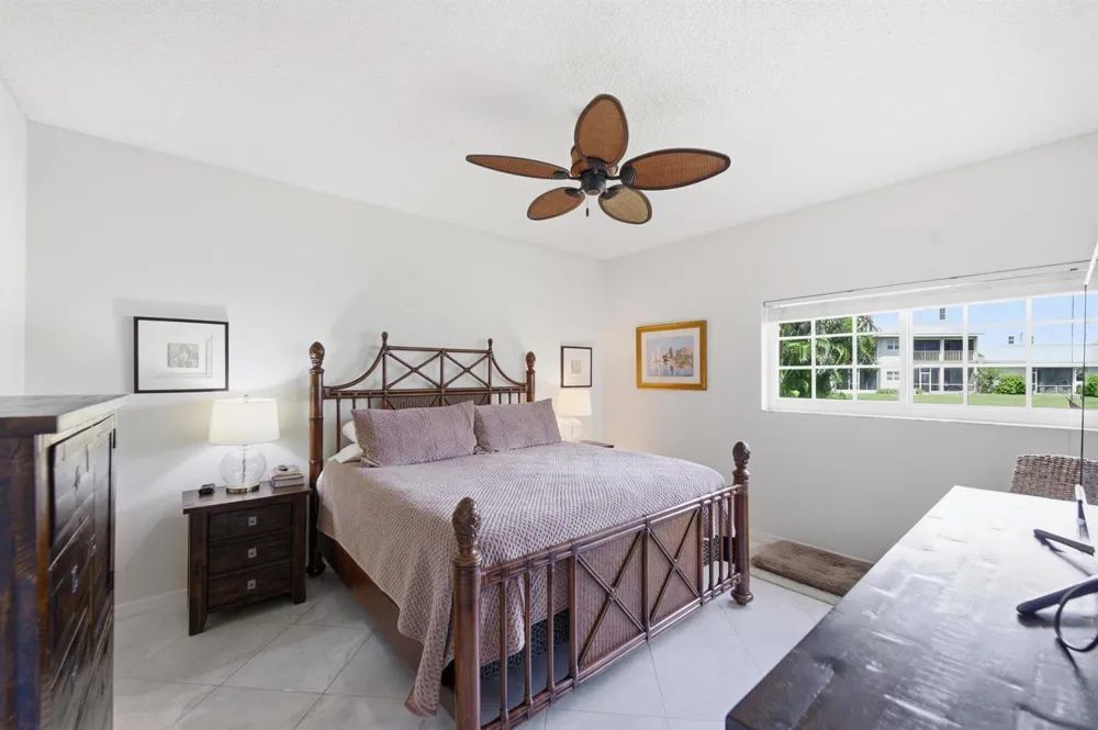 47 Lakeshore Drive Hypoluxo, FL 33462