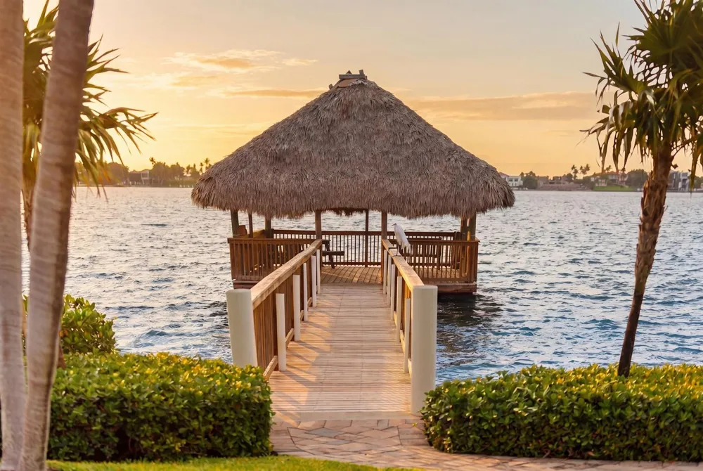 47 Lakeshore Drive Hypoluxo, FL 33462