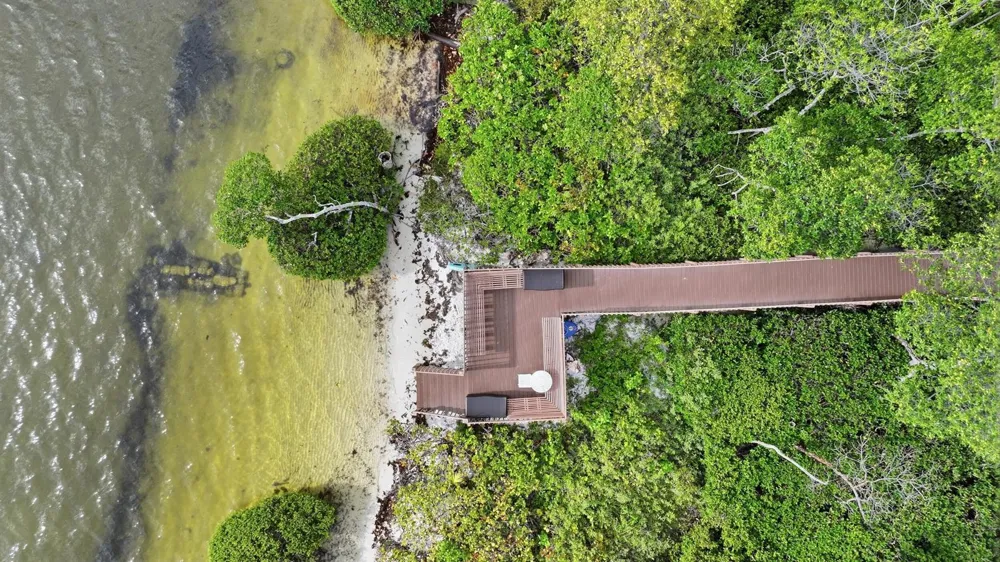47 Lakeshore Drive Hypoluxo, FL 33462