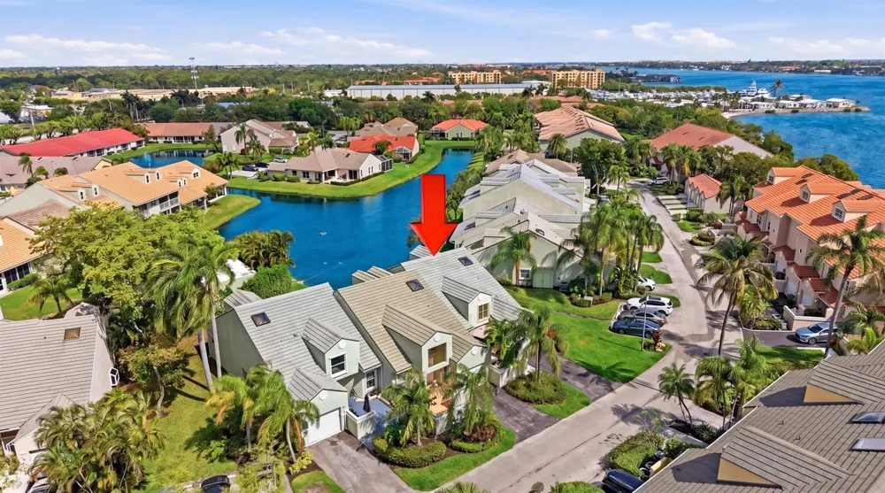 47 Lakeshore Drive Hypoluxo, FL 33462