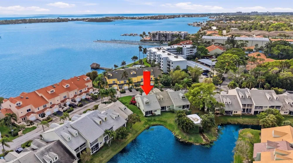 47 Lakeshore Drive Hypoluxo, FL 33462