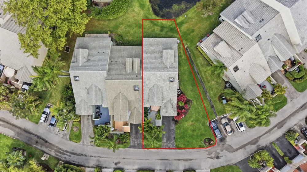 47 Lakeshore Drive Hypoluxo, FL 33462
