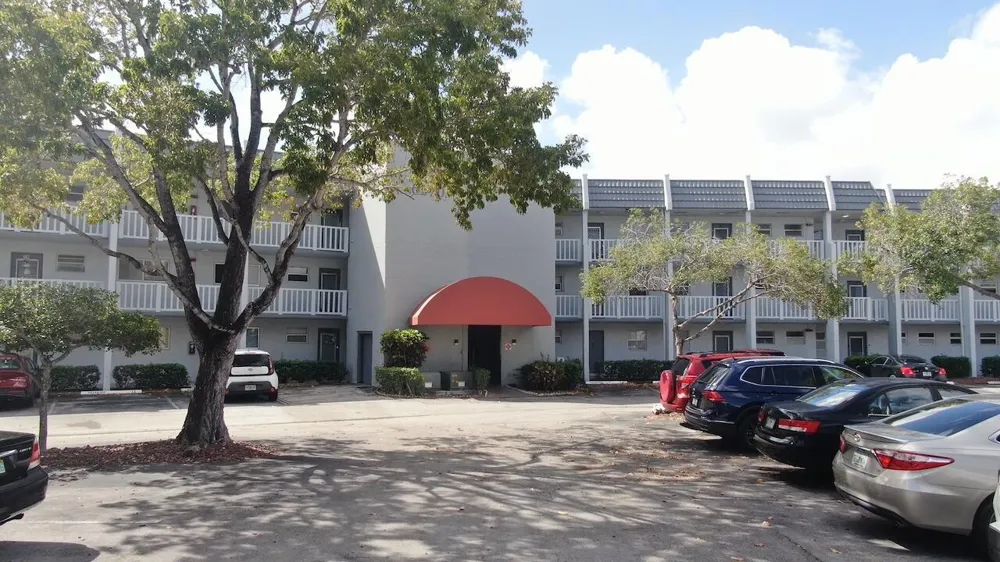 6570 Royal Palm Boulevard #106j Margate, FL 33063