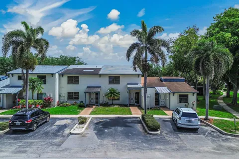 4003 W Woodscape Drive #2-k