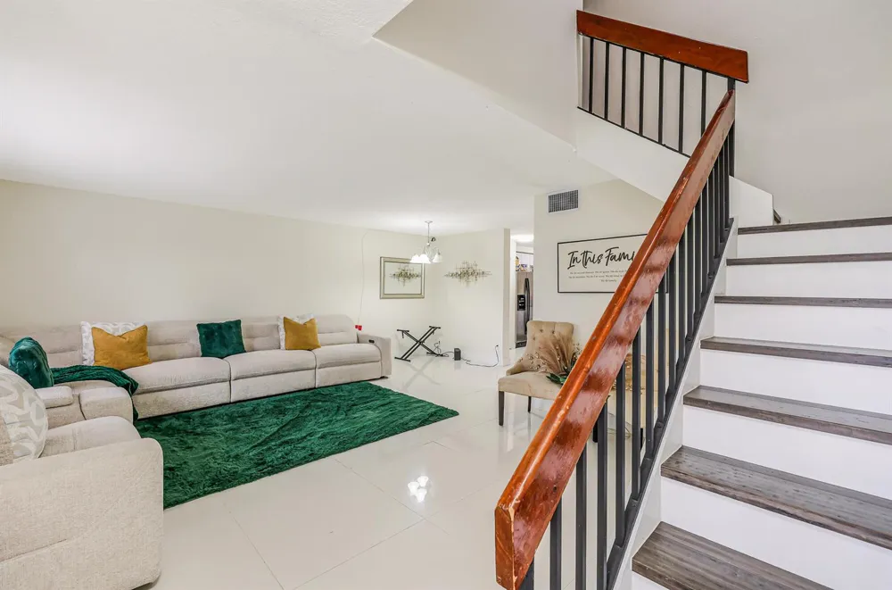 4003 W Woodscape Drive #2-k Miramar, FL 33023