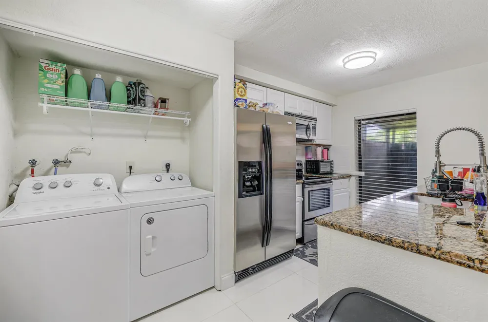 4003 W Woodscape Drive #2-k Miramar, FL 33023