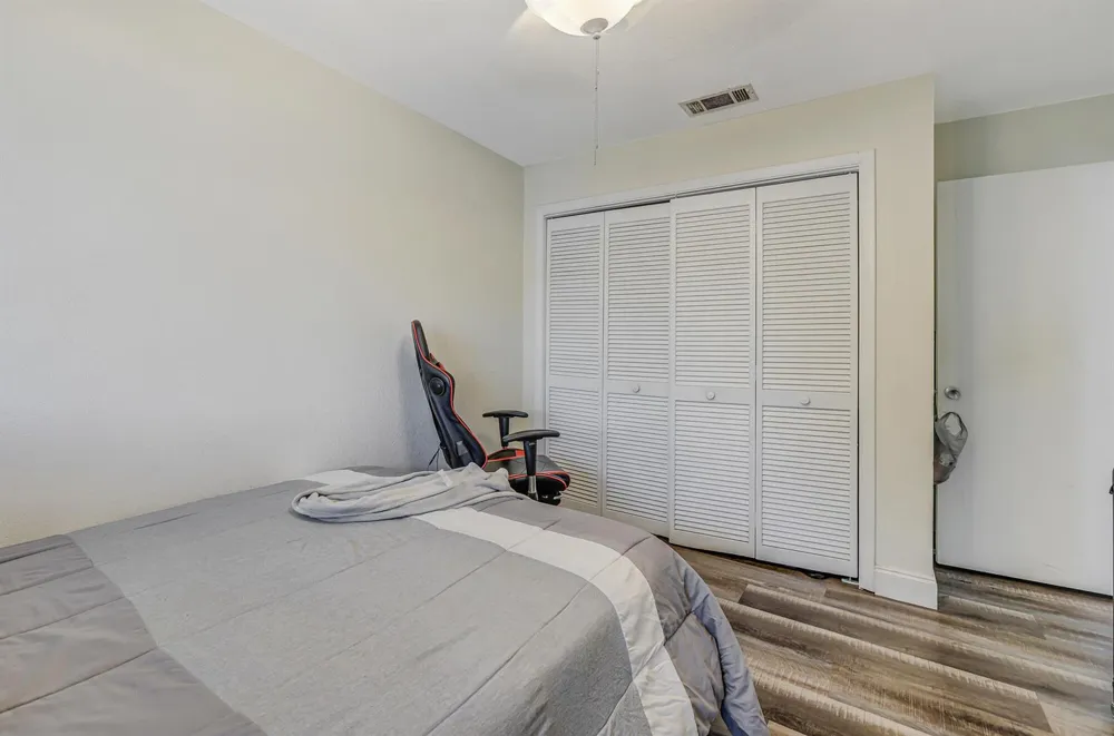 4003 W Woodscape Drive #2-k Miramar, FL 33023