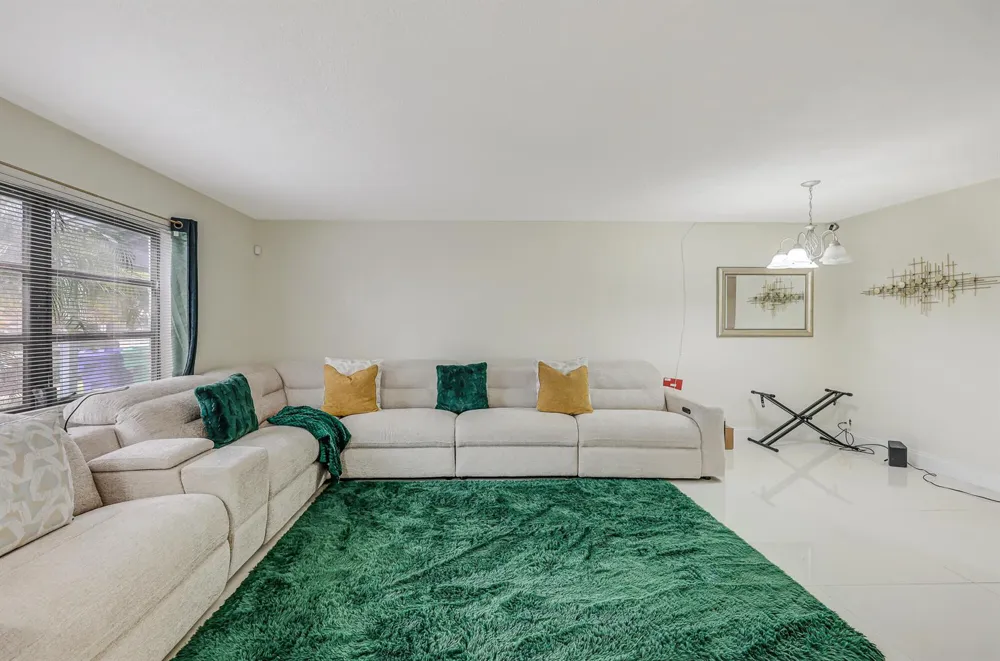 4003 W Woodscape Drive #2-k Miramar, FL 33023