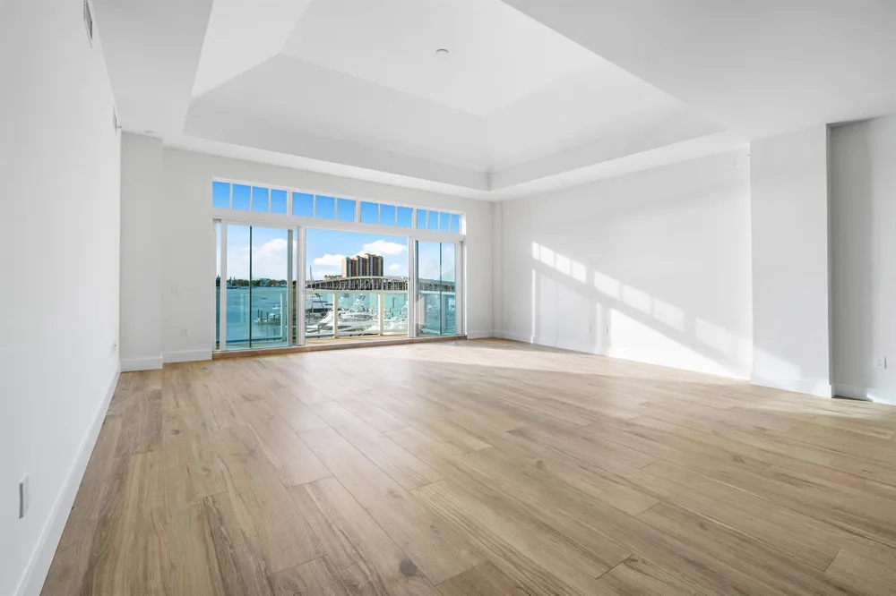 180 Lake Drive #2103 Palm Beach Shores, FL 33404