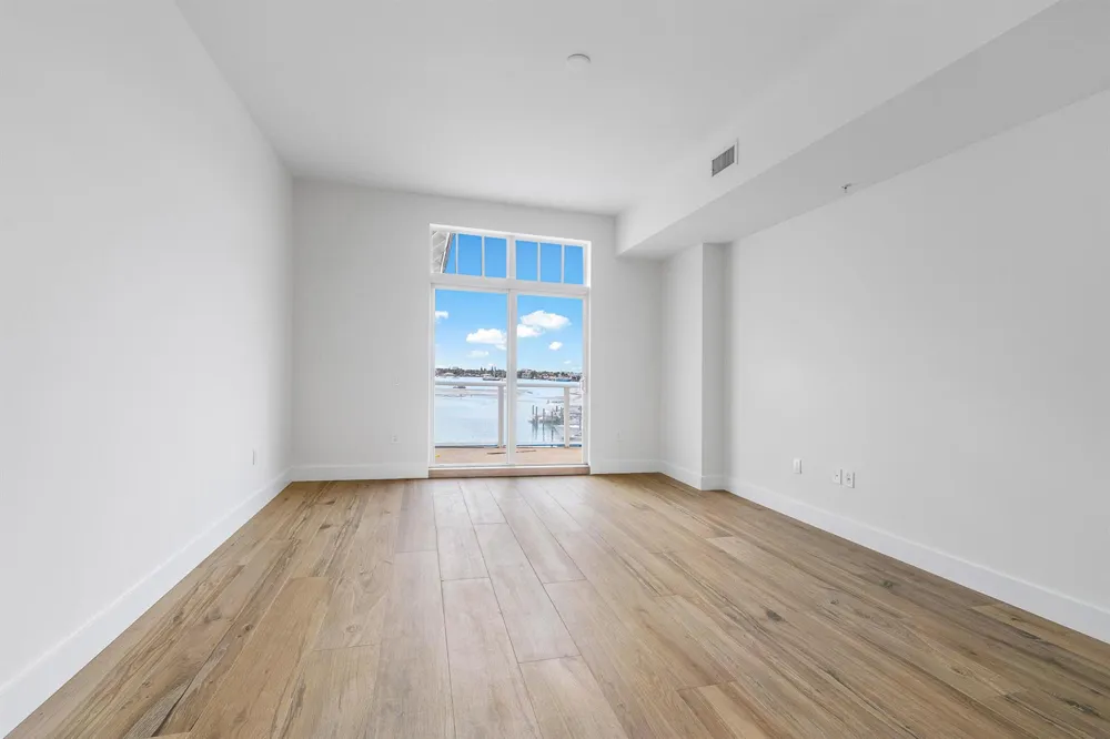 180 Lake Drive #2103 Palm Beach Shores, FL 33404