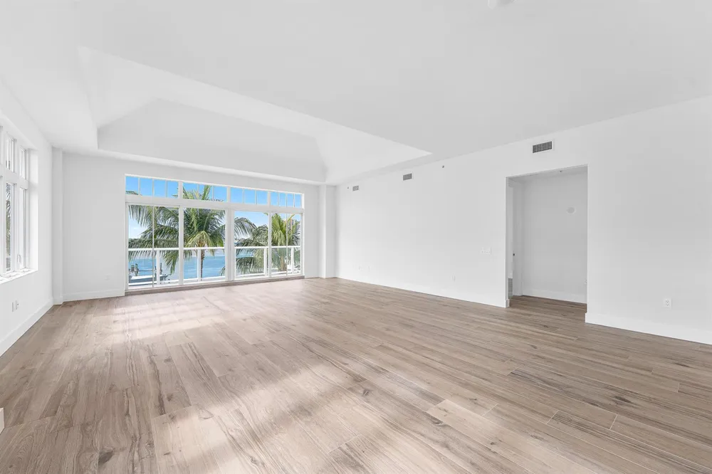 180 Lake Drive #2204 Palm Beach Shores, FL 33404
