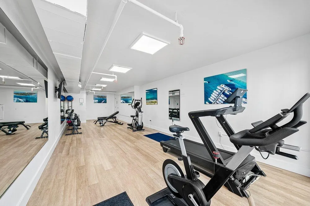 182 Lake Drive #5202 Palm Beach Shores, FL 33404