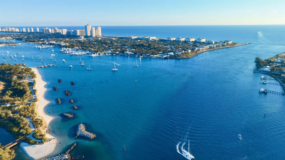 182 Lake Drive #5202 Palm Beach Shores, FL 33404