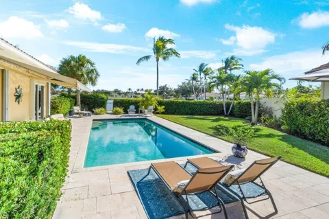 8222 Dominica Place
