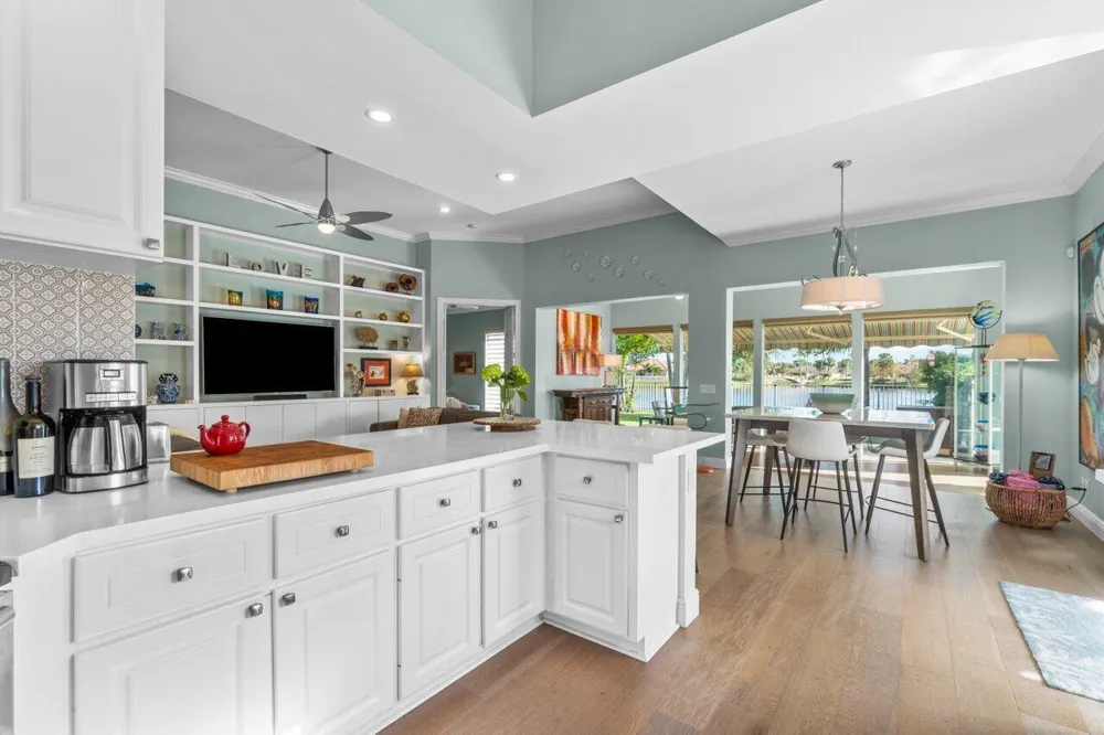 8222 Dominica Place Wellington, FL 33414