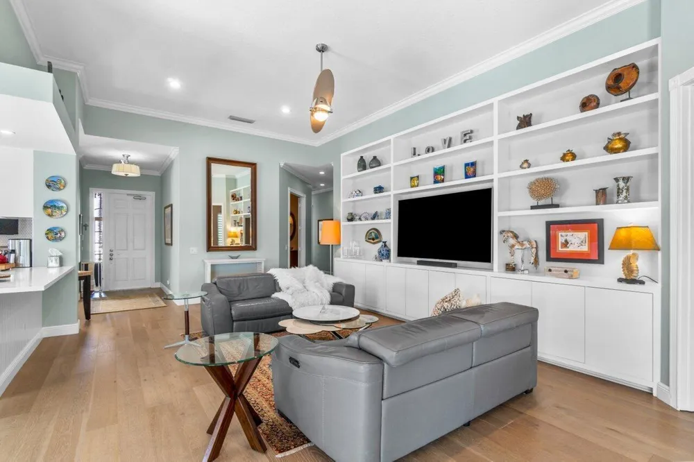 8222 Dominica Place Wellington, FL 33414