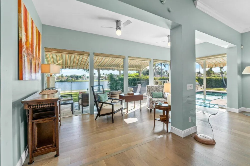 8222 Dominica Place Wellington, FL 33414