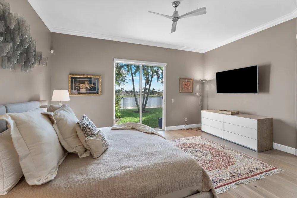 8222 Dominica Place Wellington, FL 33414
