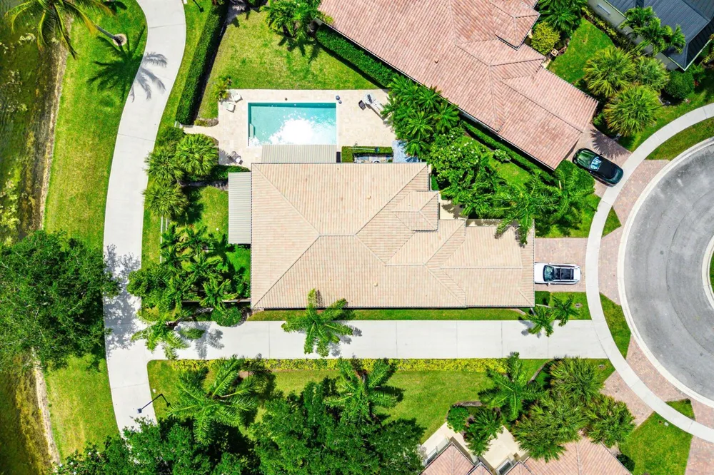 8222 Dominica Place Wellington, FL 33414