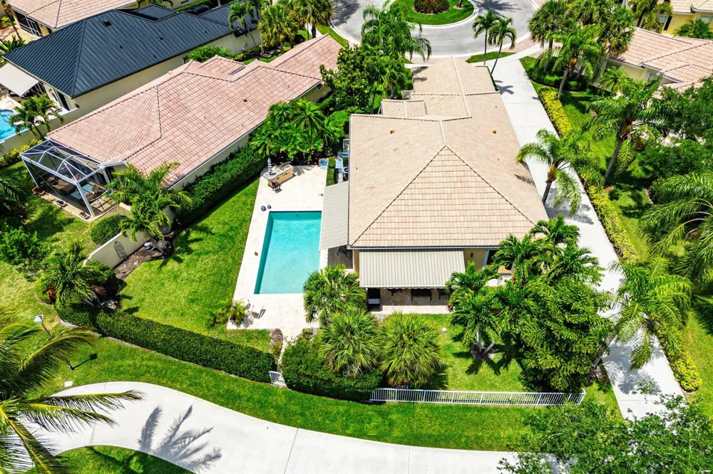 8222 Dominica Place Wellington, FL 33414