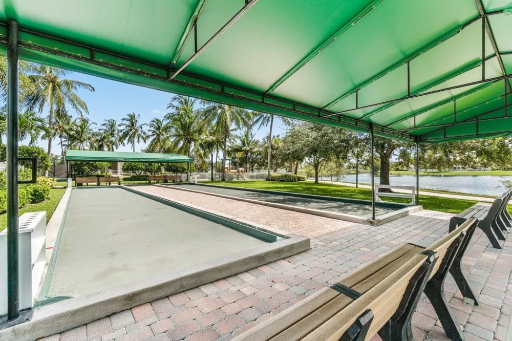 8222 Dominica Place Wellington, FL 33414