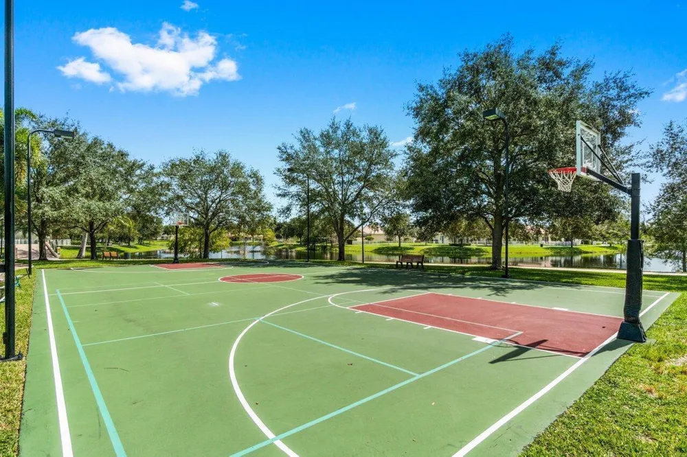 8222 Dominica Place Wellington, FL 33414