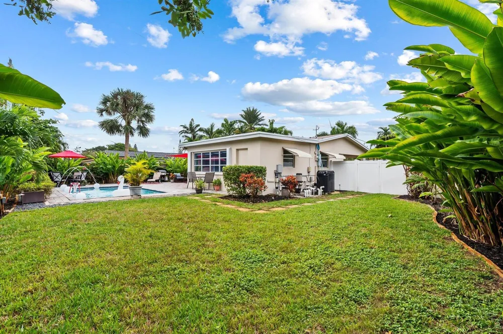 2640 NW 9th Lane Wilton Manors, FL 33311