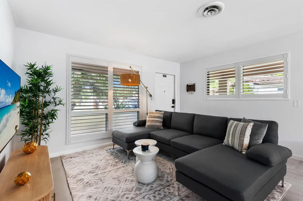 2640 NW 9th Lane Wilton Manors, FL 33311