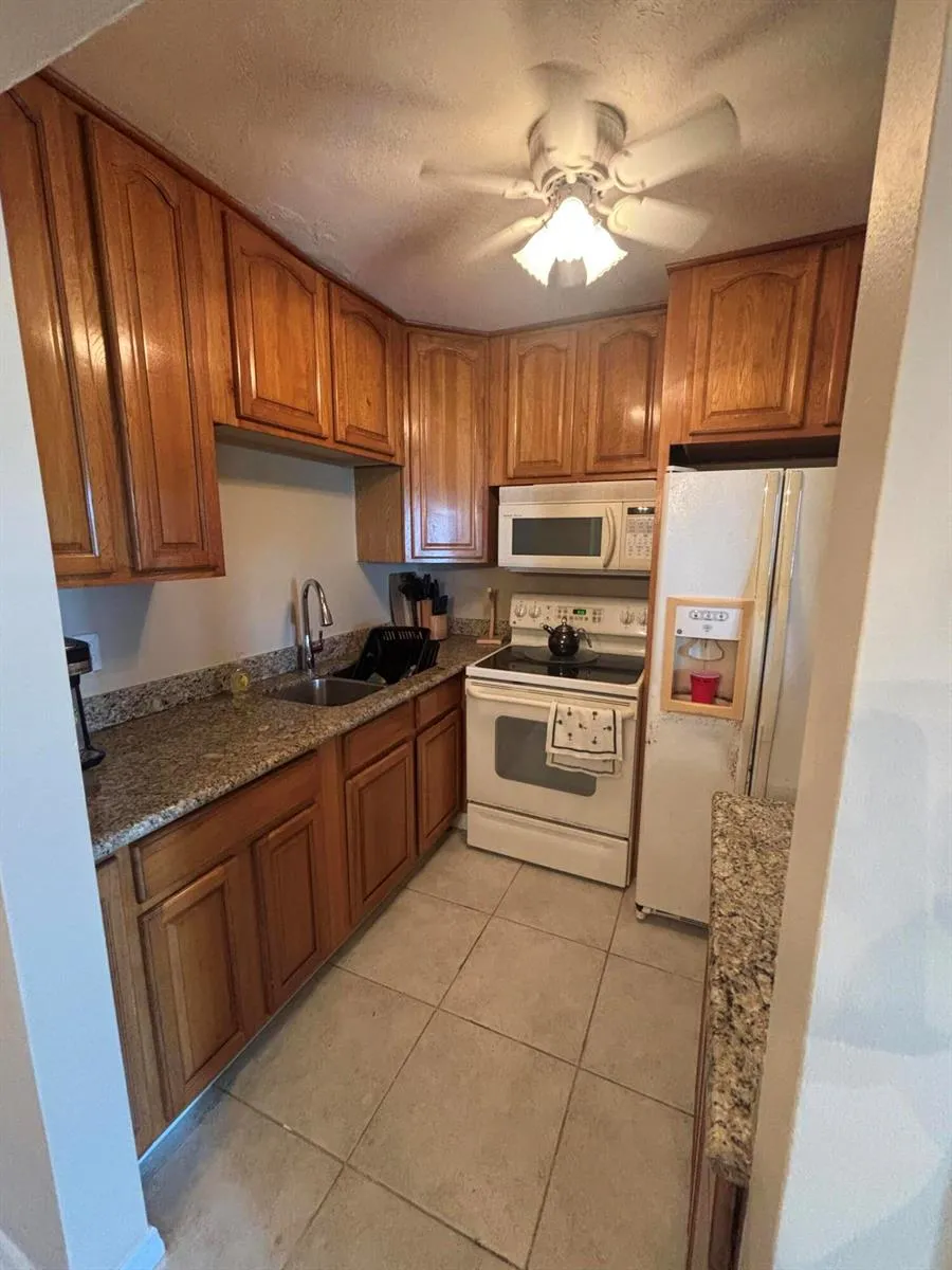 170 Horizons E #110 Boynton Beach, FL 33435