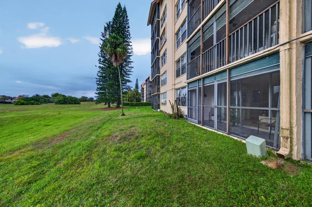 3671 Environ Boulevard #169 Lauderhill, FL 33319