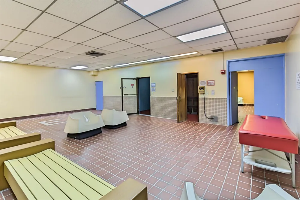 3671 Environ Boulevard #169 Lauderhill, FL 33319