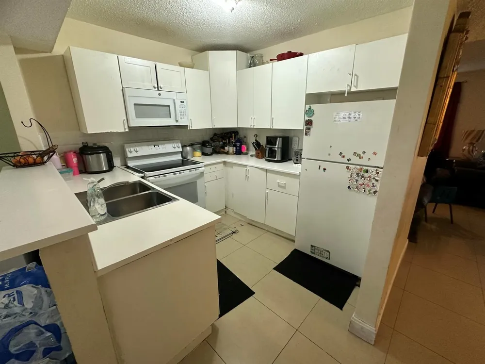 7424 NW 75th Street Tamarac, FL 33321