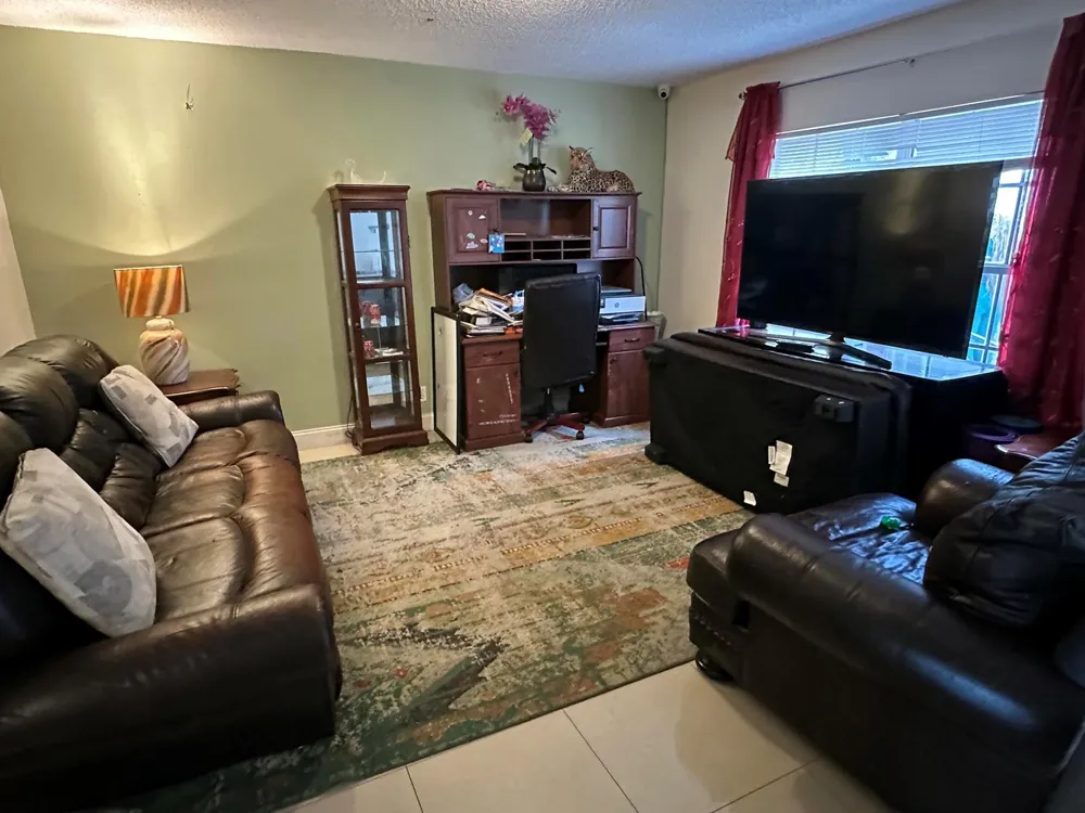 7424 NW 75th Street Tamarac, FL 33321