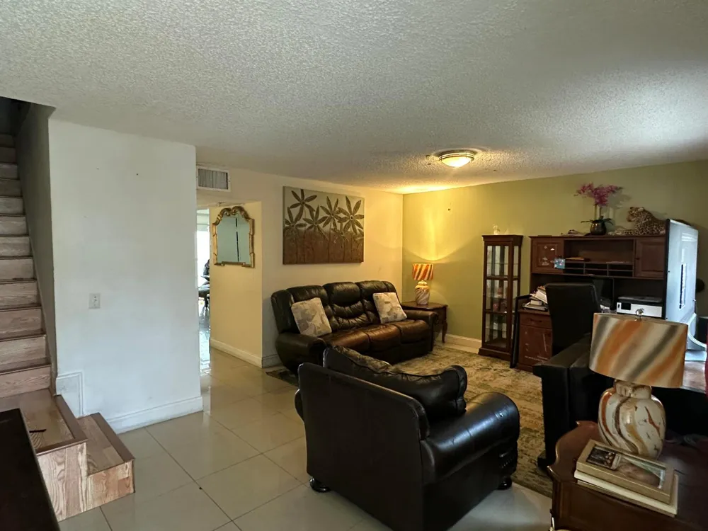 7424 NW 75th Street Tamarac, FL 33321